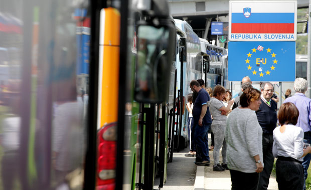 РИКВЕРЦ ЗА УРЕДБУ: Суспендована мера о појачаним контролама шенгенских граница